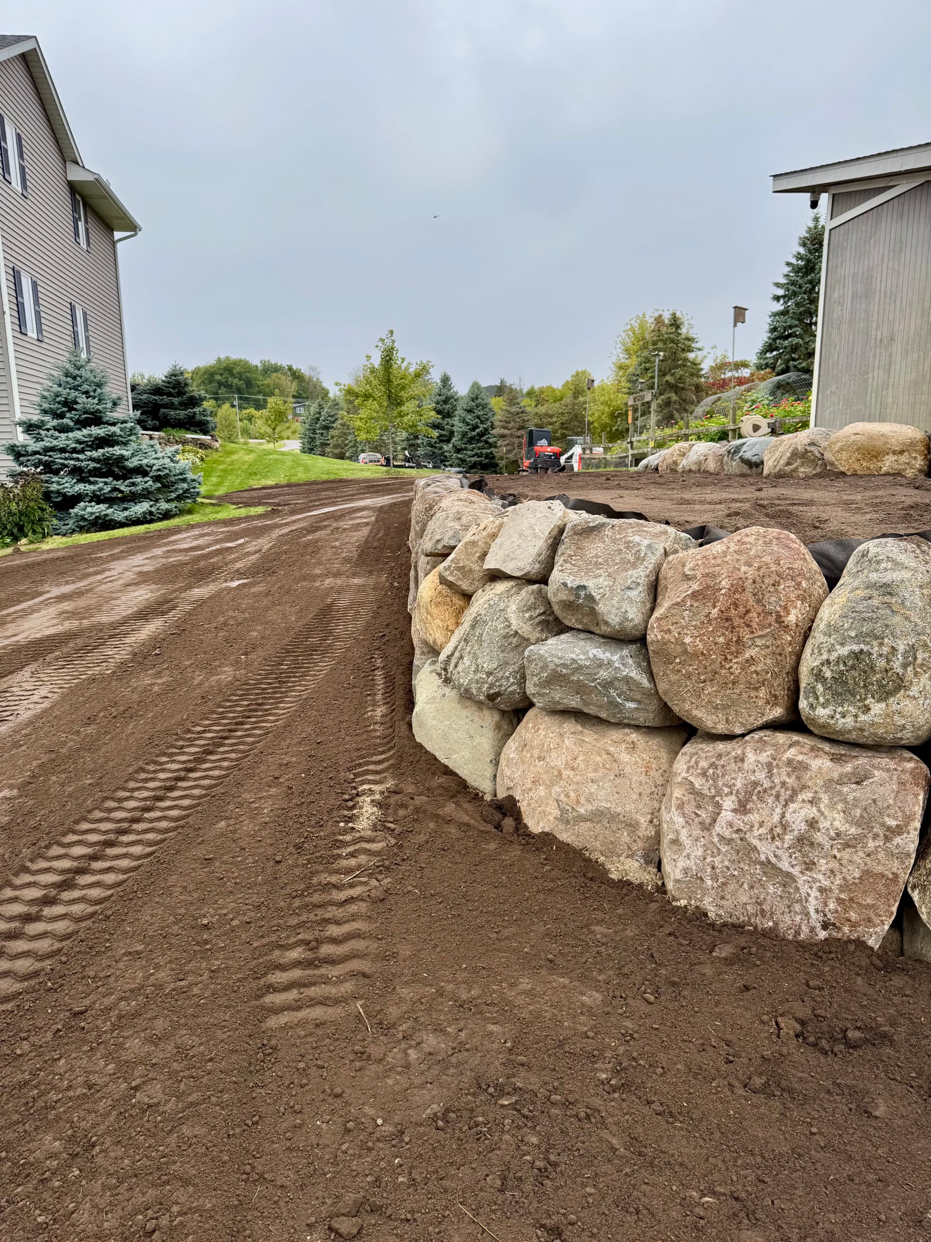 Gallery photos for Boulder Retaining Walls Done Right in Victoria: Image #7
