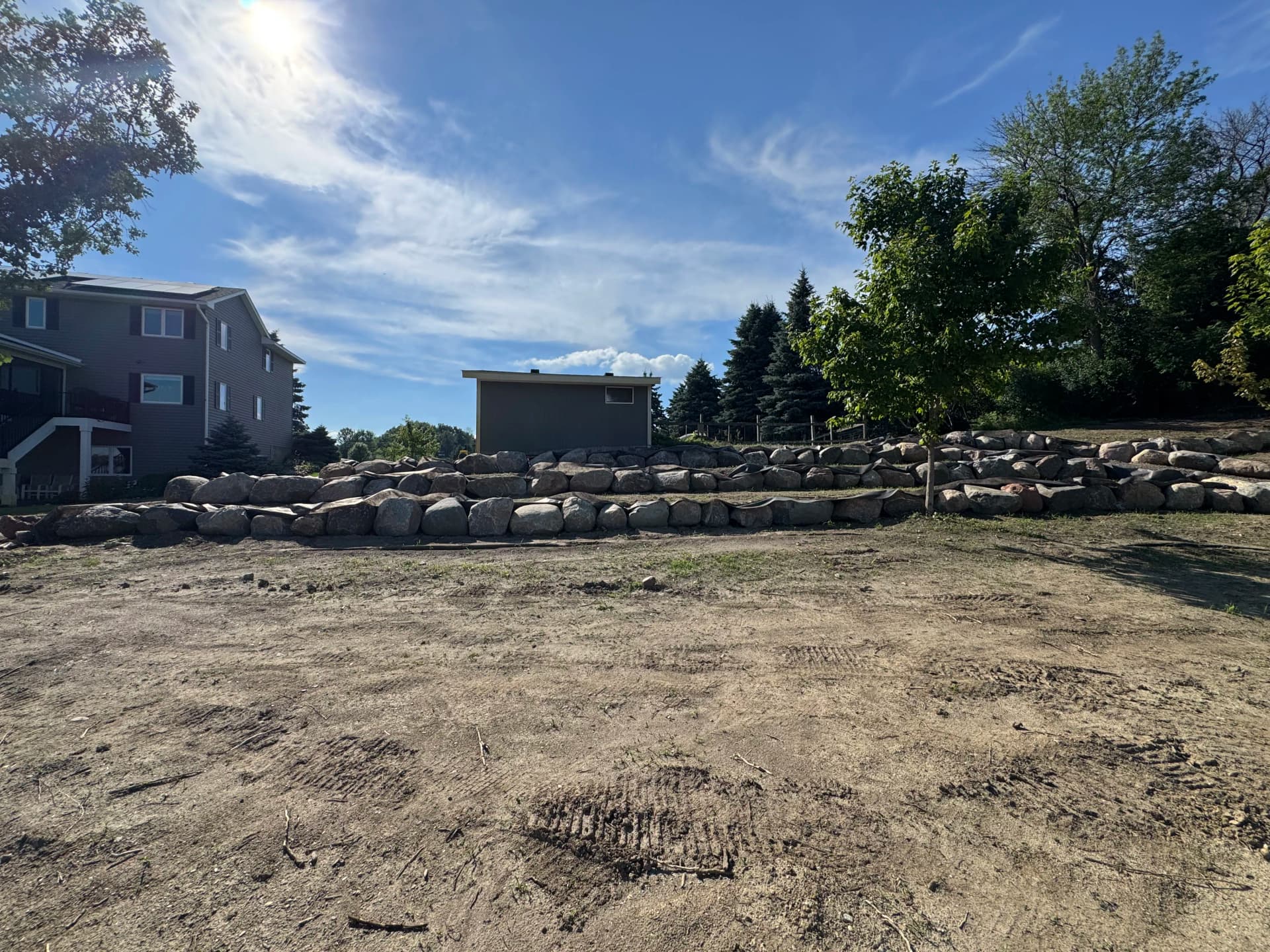 Gallery photos for Boulder Retaining Walls Done Right in Victoria: Image #1